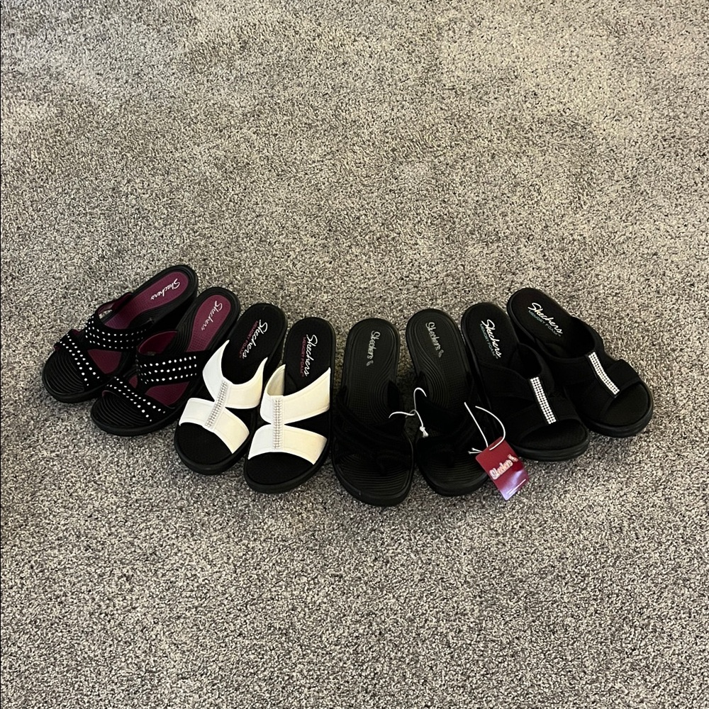Stylish Women's Skechers Sandals